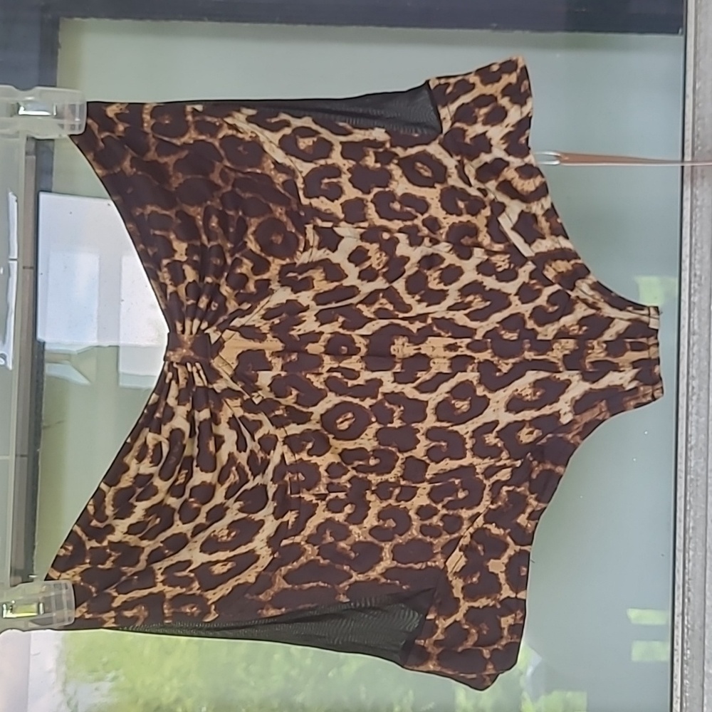 Shein curve size 2xl cheetah bustier top